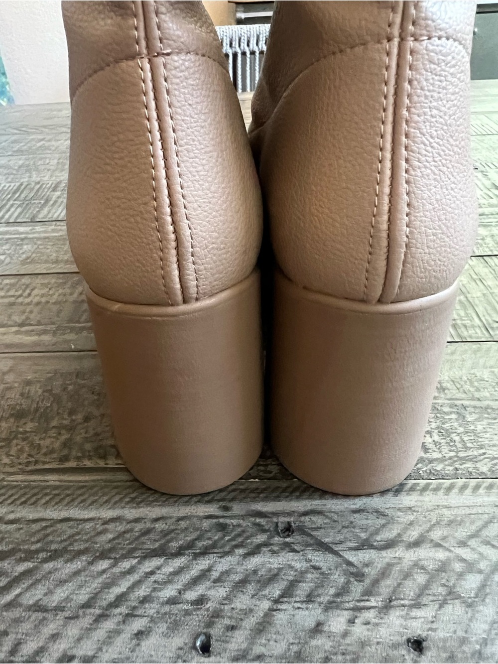 Intentionally Blank sz38 Platform Ankle Boots in Nude Tan NEW - Picture 8 of 13